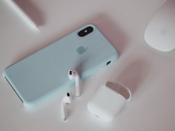 iphone and air pods